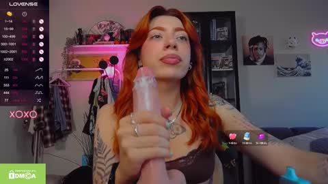 Olivia Kaufman online show from 10/01/25, 08:09