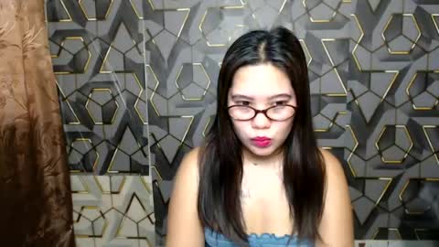Snapshot of ur_prettychelsie18 chatting on 06/16/26, 12:46 ur_prettychelsie18 online show from 06/16/26, 12:46