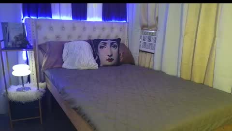 ur_sassyslutx online show from 11/05/25, 12:43