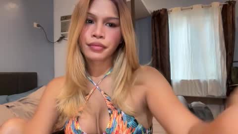 BARBIE- DONT FORGET TO FOLLOW ME AND GIVE ME THUMBS UP online show from 11/07/25, 09:09