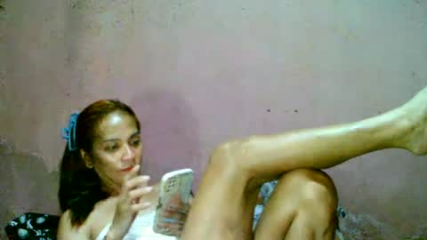 Snapshot of ur_sexybabe_ehra chatting on 06/18/26, 09:14 ur_sexybabe_ehra online show from 06/18/26, 09:14