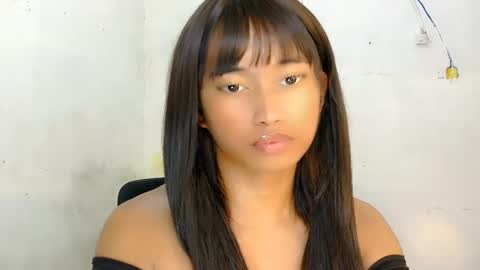 Snapshot of ur_sexyllie chatting on 04/10/26, 10:58 Ellie online show from 04/10/26, 10:58