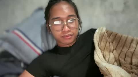 Snapshot of ur_sexyllie chatting on 04/20/26, 06:38 Ellie online show from 04/20/26, 06:38