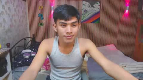 Snapshot of ur_shan21 chatting on 09/16/25, 05:03 ur_shan21 online show from 09/16/25, 05:03