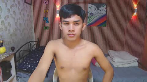 Snapshot of ur_shan21 chatting on 09/18/25, 03:03 ur_shan21 online show from 09/18/25, 03:03