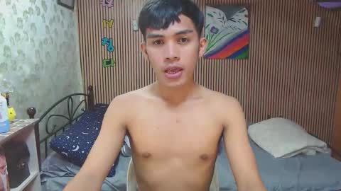 Snapshot of ur_shan21 chatting on 09/19/25, 10:49 ur_shan21 online show from 09/19/25, 10:49