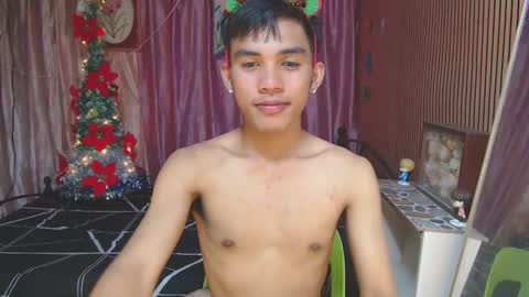 ur_shan21 online show from 12/17/25, 03:40