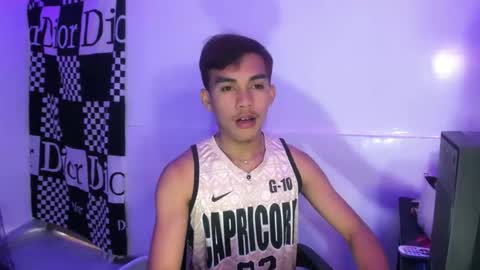Snapshot of ur_shan21 chatting on 05/25/26, 04:40 ur_shan21 online show from 05/25/26, 04:40