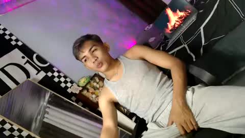 ur_shan21 online show from 07/04/26, 05:57