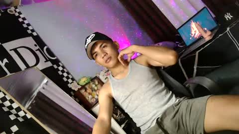 ur_shan21 online show from 07/04/26, 07:20