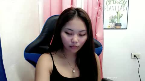 ur_small_girl online show from 11/29/25, 02:20