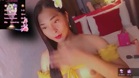 Snapshot of ur_sugarbabyx chatting on 04/01/26, 09:32 ur_sugarbabyx online show from 04/01/26, 09:32