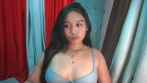 Snapshot of ur_truelyhot_dre chatting on 04/14/26, 05:24 ur_truelyhot_dre online show from 04/14/26, 05:24