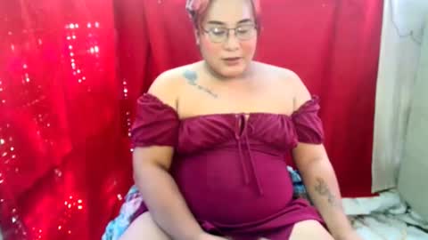 pretitit micole online show from 11/04/25, 05:17