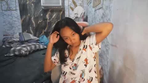 Snapshot of urasian_cherrymae chatting on 04/06/26, 10:54 im yyour princess cherry online show from 04/06/26, 10:54