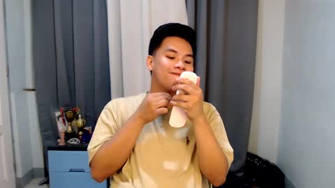 milly online show from 02/28/25, 08:09