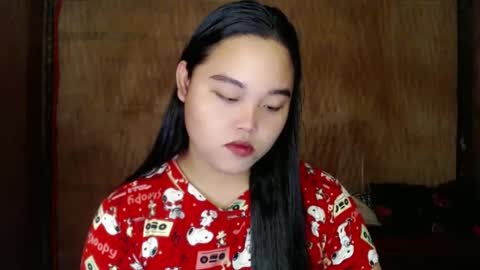 Snapshot of urasian_hotchix69 chatting on 12/28/24, 11:52 Lycah online show from 12/28/24, 11:52