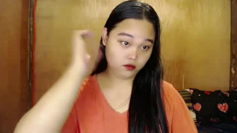 Snapshot of urasian_hotchix69 chatting on 01/05/25, 08:32 Lycah online show from 01/05/25, 08:32