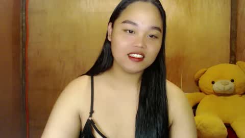 Snapshot of urasian_hotchix69 chatting on 03/01/25, 05:27 Lycah online show from 03/01/25, 05:27