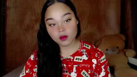 Snapshot of urasian_hotchix69 chatting on 09/16/25, 04:24 Lycah online show from 09/16/25, 04:24