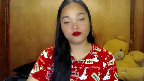 Snapshot of urasian_hotchix69 chatting on 11/03/25, 09:43 Lycah online show from 11/03/25, 09:43