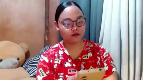 Snapshot of urasian_hotchix69 chatting on 12/21/25, 06:31 Lycah online show from 12/21/25, 06:31