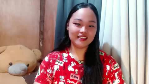 Snapshot of urasian_hotchix69 chatting on 01/11/26, 08:14 Lycah online show from 01/11/26, 08:14