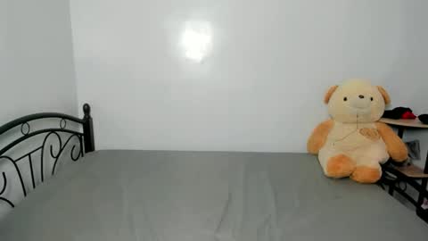 Snapshot of urasian_jhon1 chatting on 12/01/25, 06:29 jhon online show from 12/01/25, 06:29