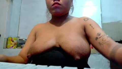 Snapshot of urasian_joy chatting on 05/08/26, 08:47 urasian_joy online show from 05/08/26, 08:47
