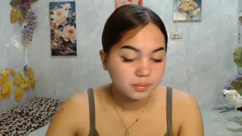 Snapshot of urasian_kat chatting on 06/27/26, 07:30 urasian_kat online show from 06/27/26, 07:30