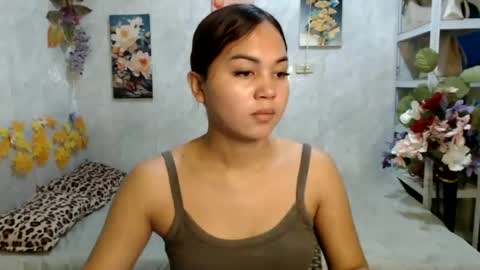 Snapshot of urasian_kat chatting on 07/10/26, 09:50 urasian_kat online show from 07/10/26, 09:50