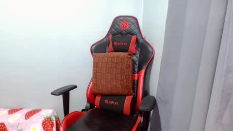 Kentoy online show from 10/24/25, 01:57