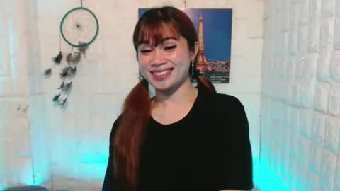 Snapshot of urasian_khalifa21 chatting on 03/18/26, 06:11 Shirley online show from 03/18/26, 06:11