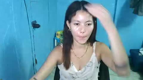 Snapshot of urasian_leamae chatting on 11/03/25, 01:19 Your Angel online show from 11/03/25, 01:19