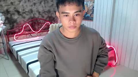 Snapshot of urasian_nathaniel chatting on 03/06/26, 08:38 HI WE ARE NATHANIEL AND SEV online show from 03/06/26, 08:38