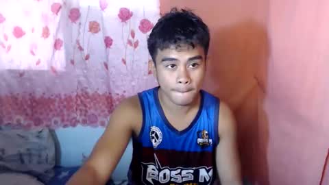 Snapshot of urasian_nathaniel chatting on 03/18/26, 05:32 HI WE ARE NATHANIEL AND SEV online show from 03/18/26, 05:32