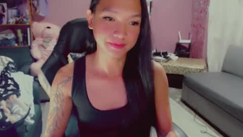 Snapshot of urasian_newra chatting on 02/13/25, 07:13 NEWRA  ALLISON online show from 02/13/25, 07:13