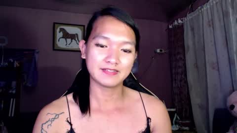 Snapshot of urasian_newra chatting on 02/22/25, 08:42 NEWRA  ALLISON online show from 02/22/25, 08:42