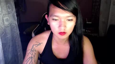 Snapshot of urasian_newra chatting on 02/25/25, 10:50 NEWRA  ALLISON online show from 02/25/25, 10:50