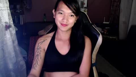 Snapshot of urasian_newra chatting on 02/27/25, 06:09 NEWRA  ALLISON online show from 02/27/25, 06:09