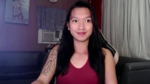 Snapshot of urasian_newra chatting on 10/13/25, 05:46 NEWRA  ALLISON online show from 10/13/25, 05:46