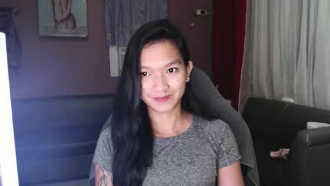 Snapshot of urasian_newra chatting on 10/21/25, 07:36 NEWRA  ALLISON online show from 10/21/25, 07:36