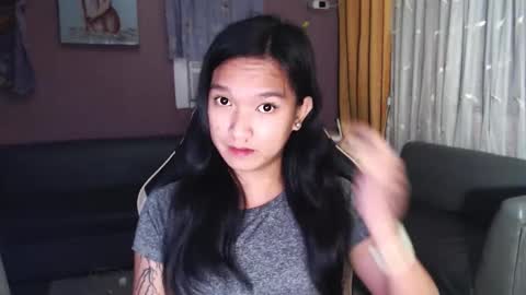 Snapshot of urasian_newra chatting on 12/03/25, 10:19 NEWRA ALLISON online show from 12/03/25, 10:19