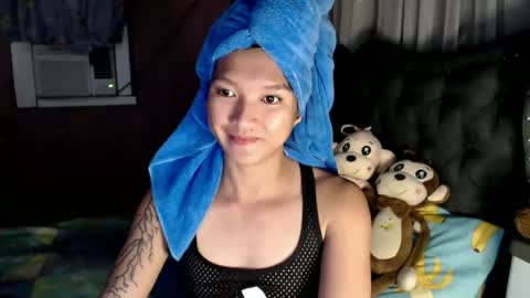 Snapshot of urasian_newra chatting on 06/22/26, 04:20 NEWRA ALLISON online show from 06/22/26, 04:20
