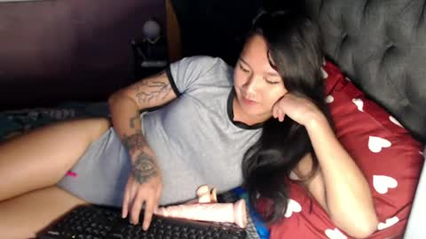Snapshot of urasian_newra chatting on 07/30/26, 11:59 NEWRA ALLISON online show from 07/30/26, 11:59