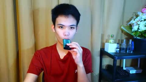 Snapshot of urasiancumboix2 chatting on 10/27/25, 12:58 urasiancumboix2 online show from 10/27/25, 12:58