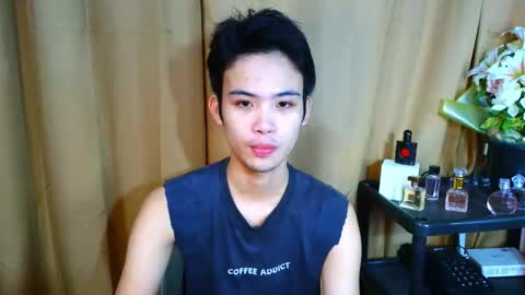 Snapshot of urasiancumboix2 chatting on 11/21/25, 06:28 urasiancumboix2 online show from 11/21/25, 06:28