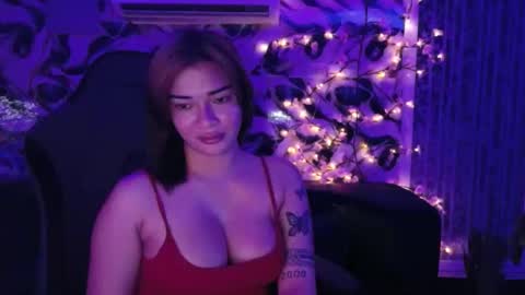 Snapshot of urasiandreamgirlxxx chatting on 03/08/26, 12:42 jess online show from 03/08/26, 12:42