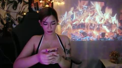 Snapshot of urasiandreamgirlxxx chatting on 03/25/26, 01:50 jess online show from 03/25/26, 01:50