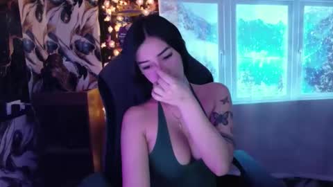 Snapshot of urasiandreamgirlxxx chatting on 04/22/26, 03:42 jess online show from 04/22/26, 03:42